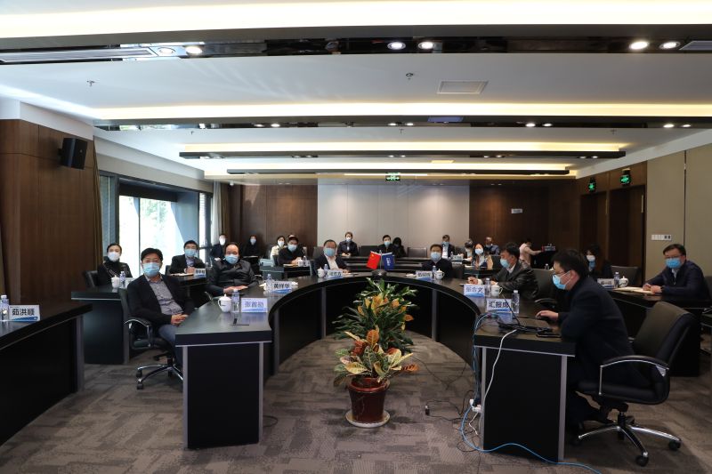中国mg冰球突破召开疫情防控向导小组第十一次专题会暨公司中层治理干部聚会